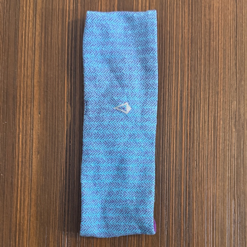 Ivivva Teal Chevron Knit Headband with Purple Lining